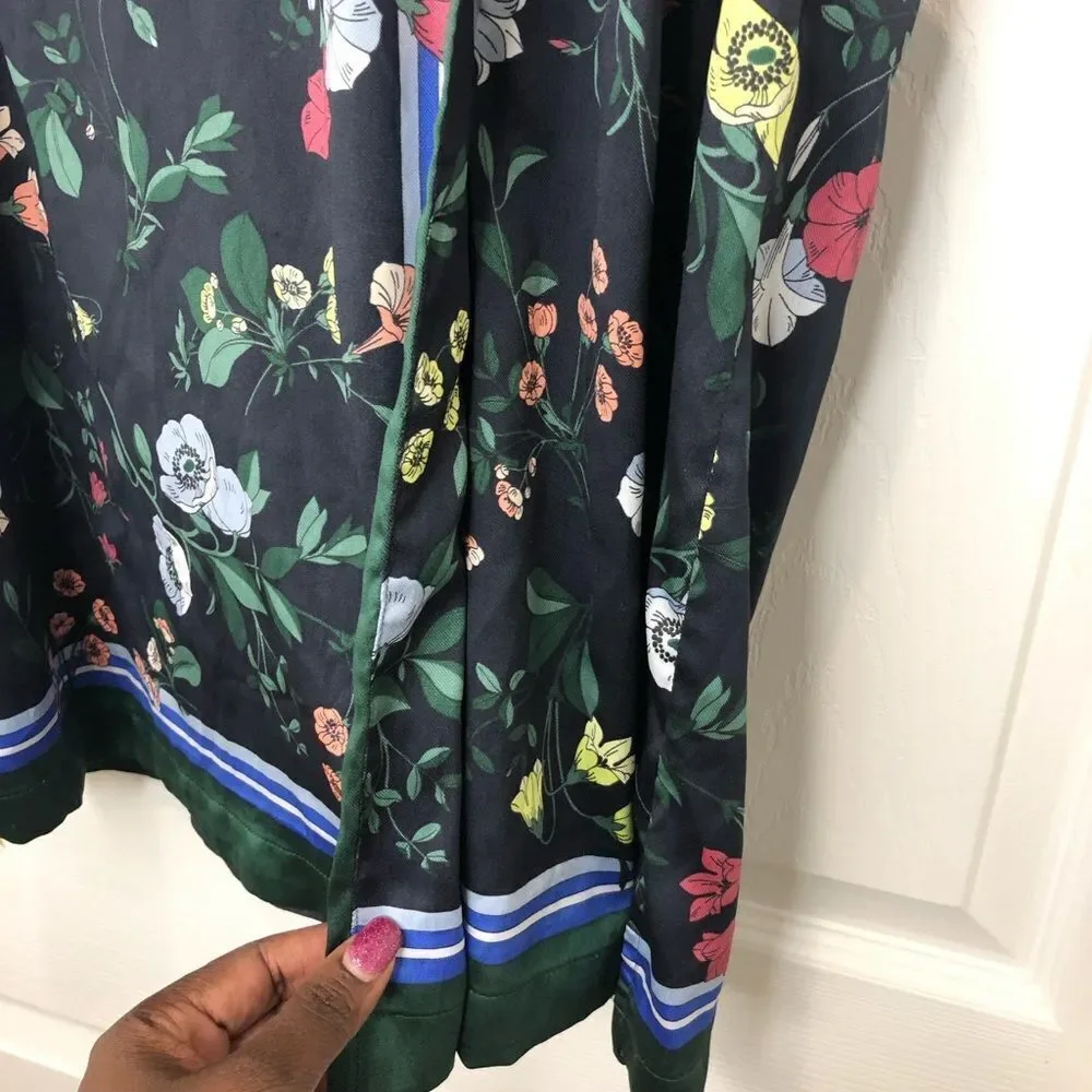 Ann Taylor Petite black floral design sleeveless top, size medium petite - Picture 9 of 11